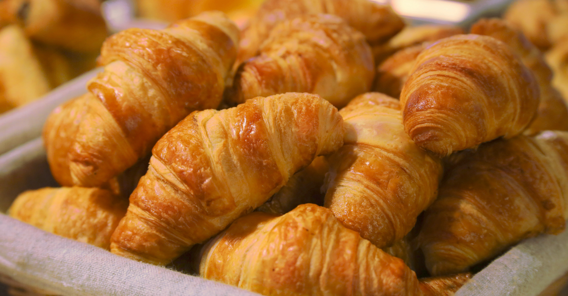 manconi-group-olbia-distributori-gelati-surgelati-sardegna-croissant-colazione